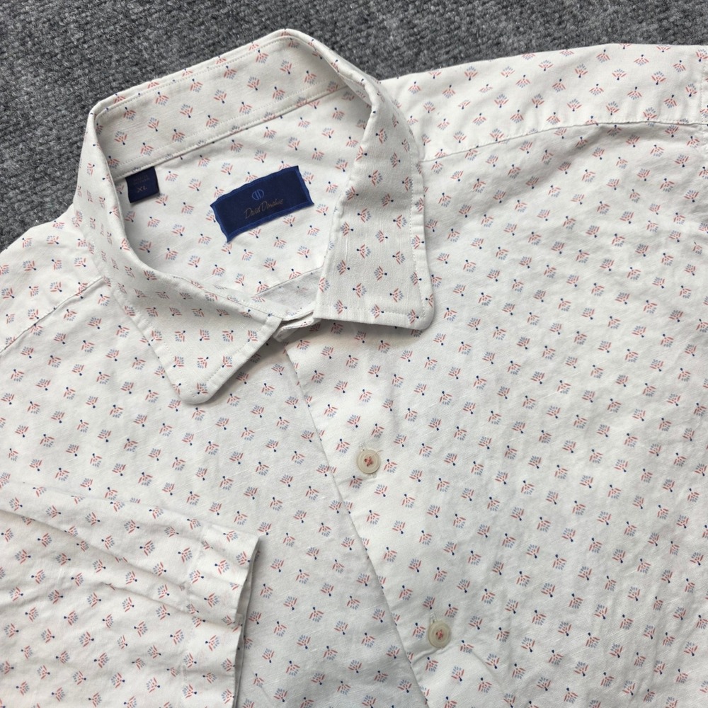 David Donahue Men's XL White Linen Cotton Short Sleeve Geometric Fan Print Shirt